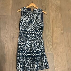 Alice & Olivia Navy and White Patterned Sleeveless Dress